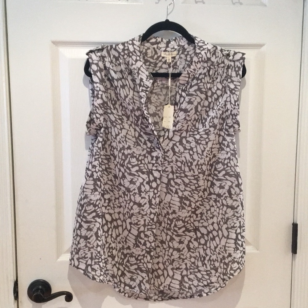 Grey Chiffon Sleeveless Top